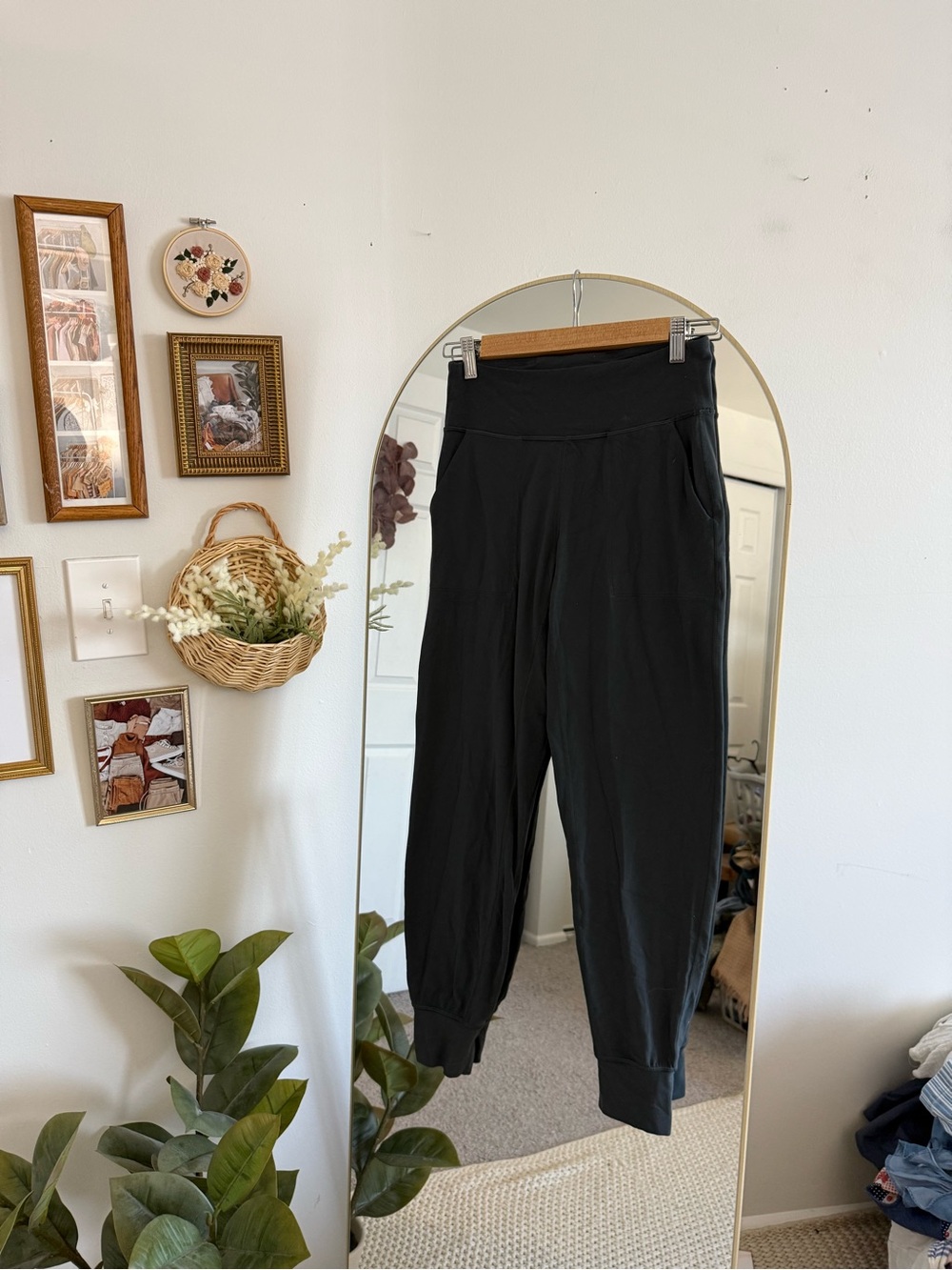 Lululemon Charcoal Blue High-Rise Align Jogger Leggings NWOT Size 6 - Picture 7 of 7